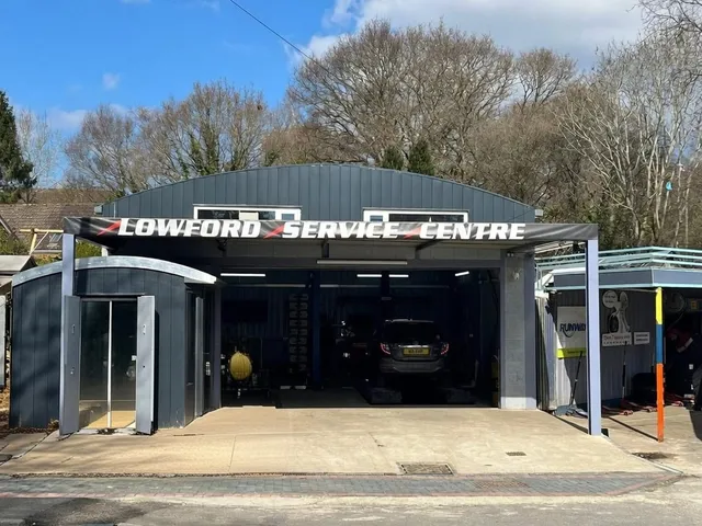 Lowford Service Centre, Bursledon