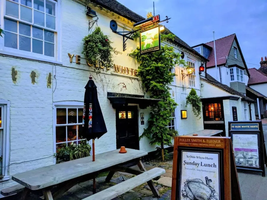 Ye Olde Whyte Harte