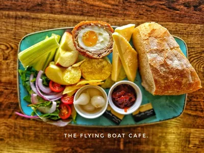 ploughman's lunch