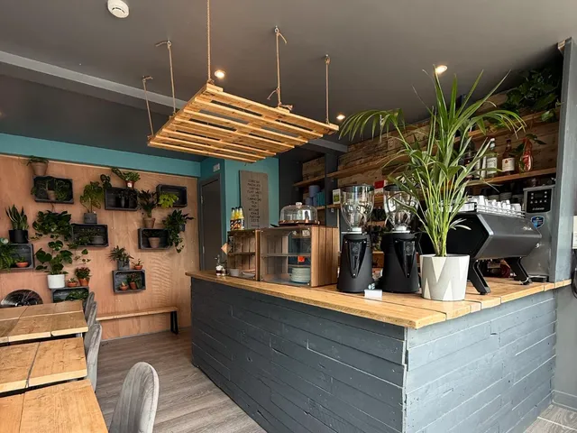 Exterior of Tarquin’s Coffee Shop on Victoria Road, Netley