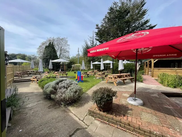 Exterior of Woodies At The Barn on Grange Road, Netley